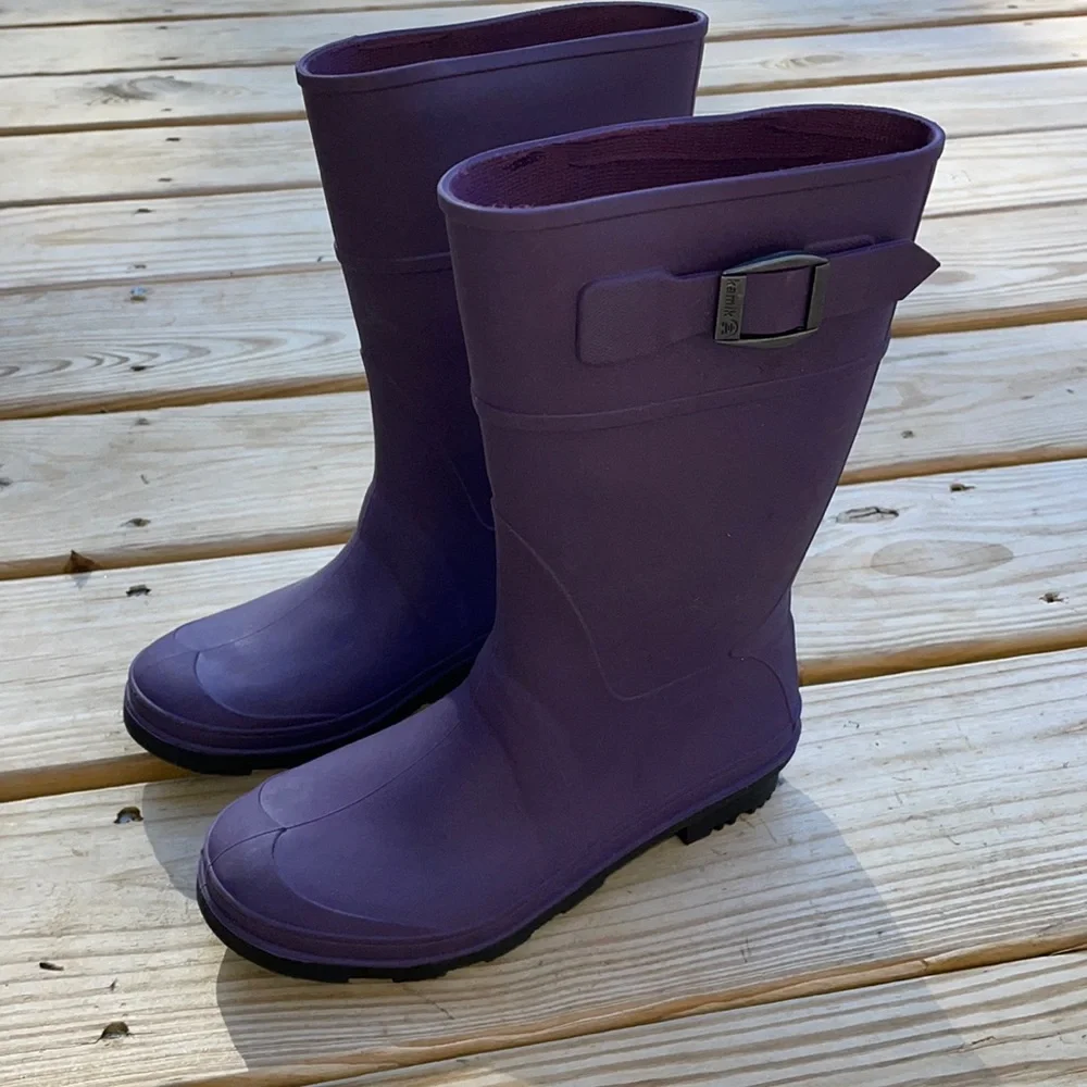 NWOT Kamik Purple Waterproof Rain Boots Kids Youth Size 2